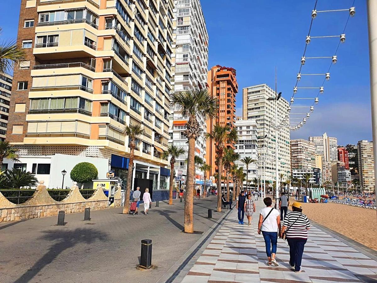 First Line Apartment With 3 Bedrooms And Seaviews Benidorm Exterior foto